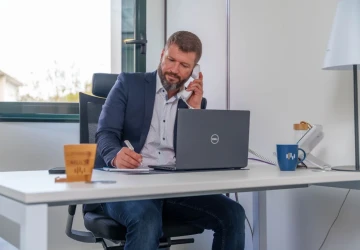 office location at nantes route de paris